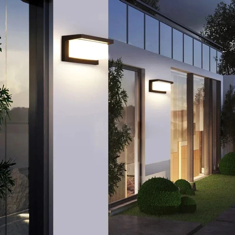 Luminária de Parede LED com Sensor